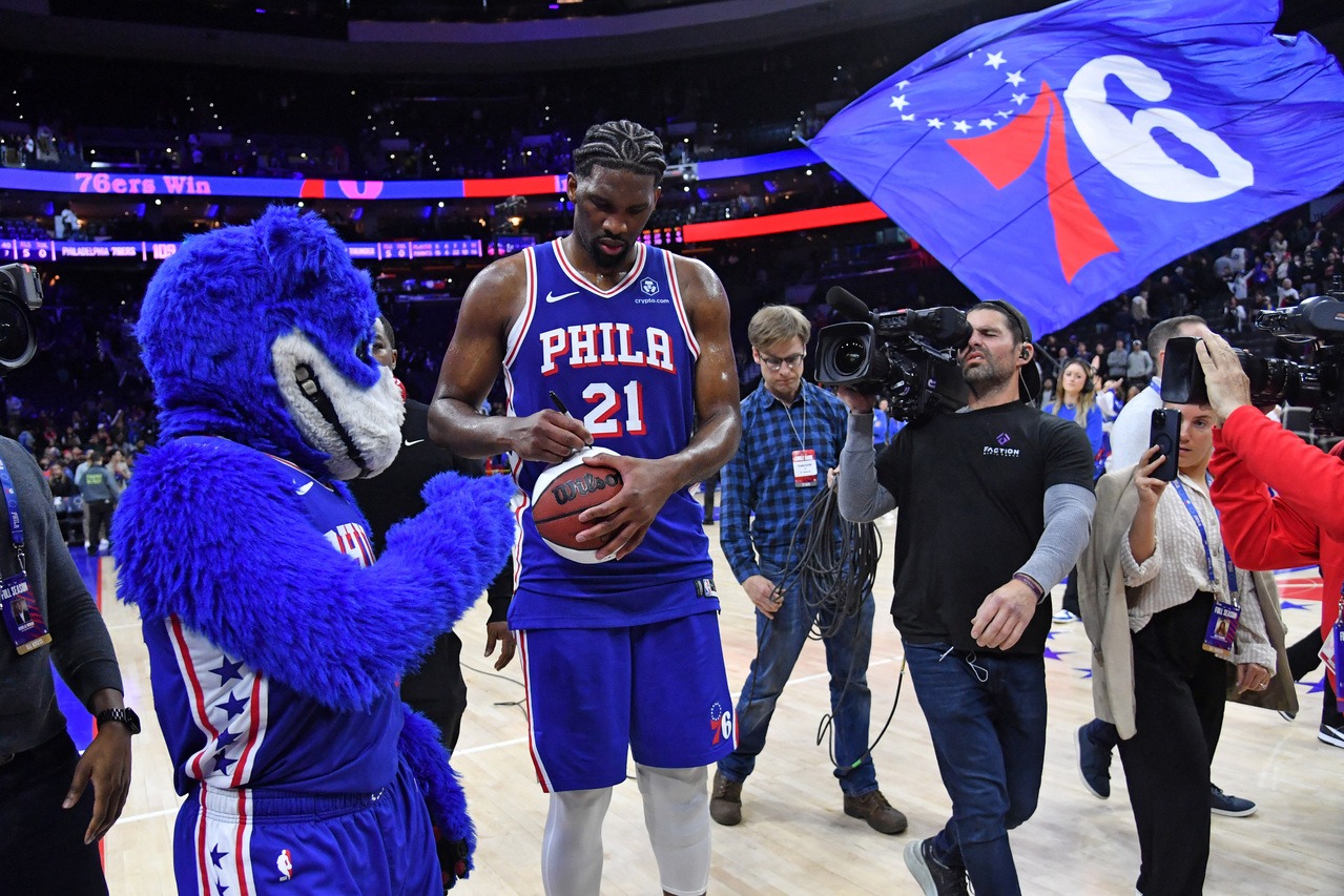 Embiid Returns with 24 Points and Game-Winning Steal: “I Can Do Better”